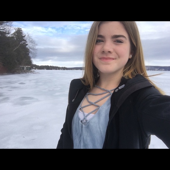 chloe_jervs